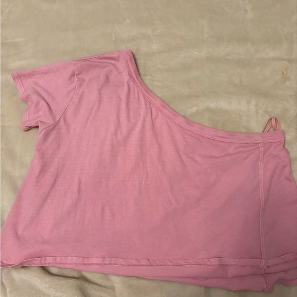 We The Free Pink Asymmetrical Short Sleeve Top - Picture 1 of 2
